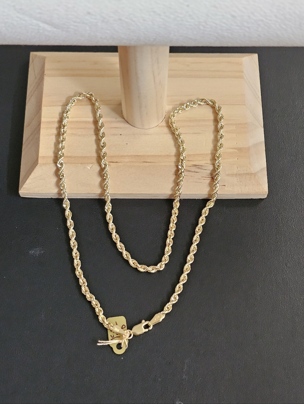 10k Gold Necklace 18 Inch